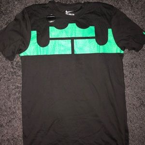 Nike x Lebron Dri-Fit T-Shirt WITH TAGS